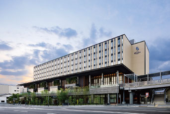 【ホテル エミオン 京都】 夏の風物詩・ホテル屋上より鑑賞「京都五山送り火」と「貴船の川床会席」